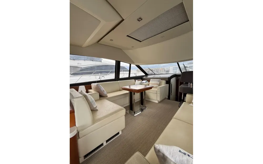 slider 19 Jeanneau Prestige 500 Fly