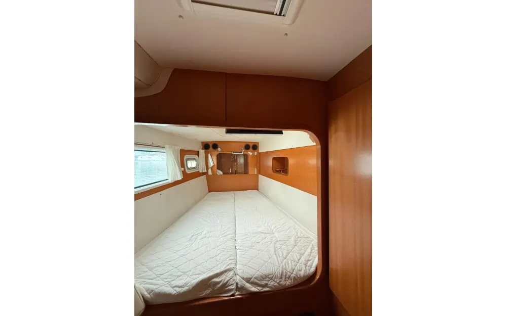 slider 12 Lagoon  440