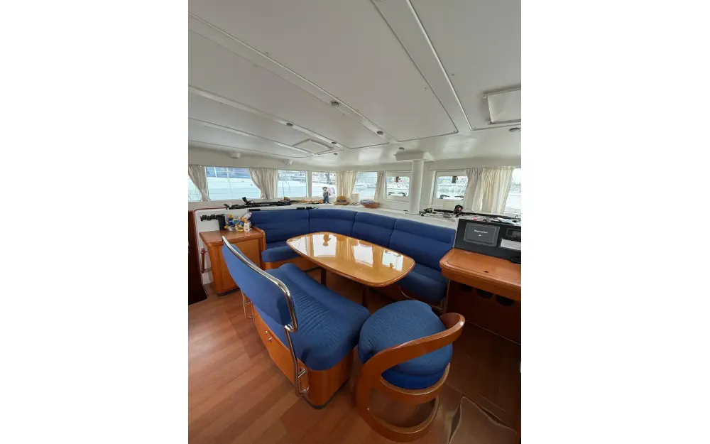 slider 17 Lagoon  440
