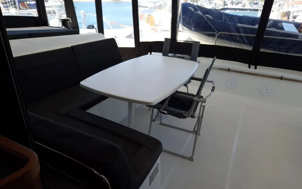 slider 16 Lagoon  42