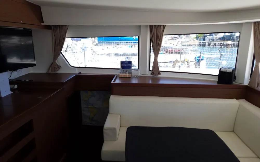 slider 5 Lagoon  42