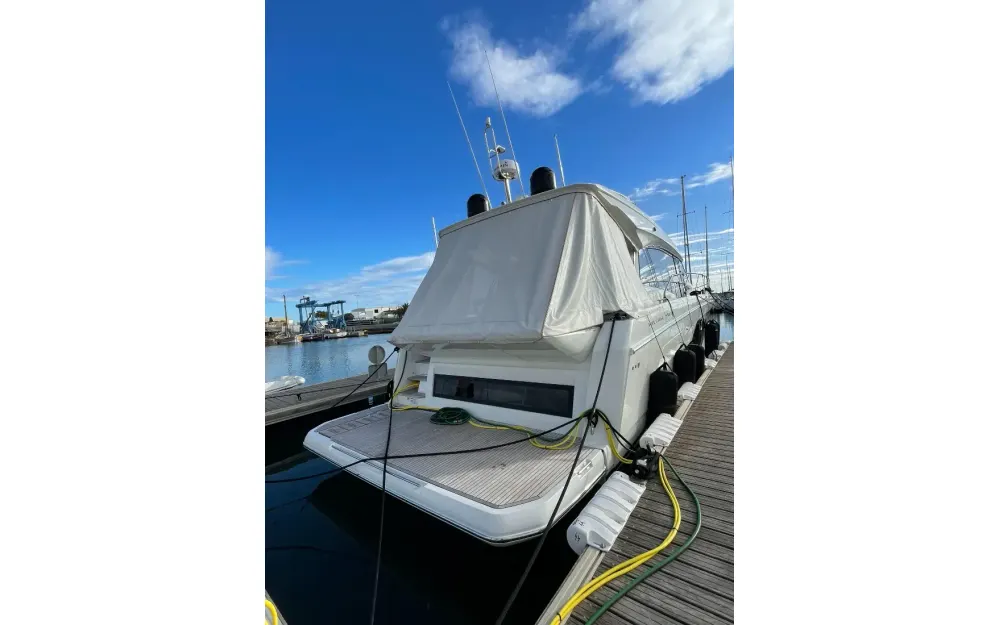 slider 19 Jeanneau Prestige 590 S