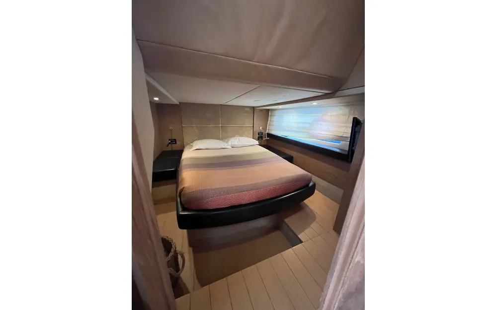 slider 9 Sessa Marine C52
