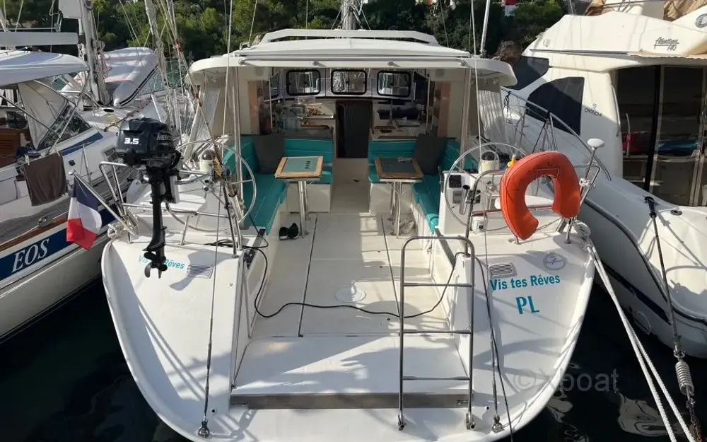 slider 2 Dufour Atoll 43