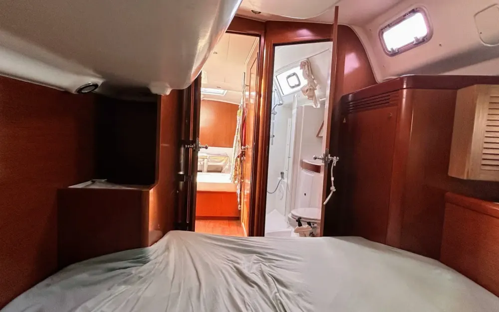 slider 11 Beneteau Oceanis 43