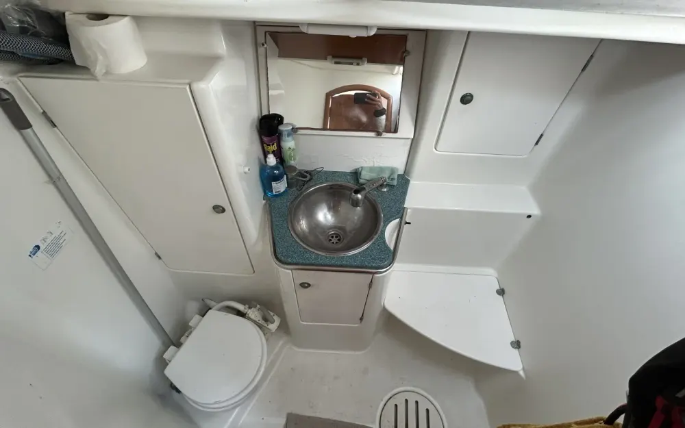 slider 11 Jeanneau Sun Odyssey 40