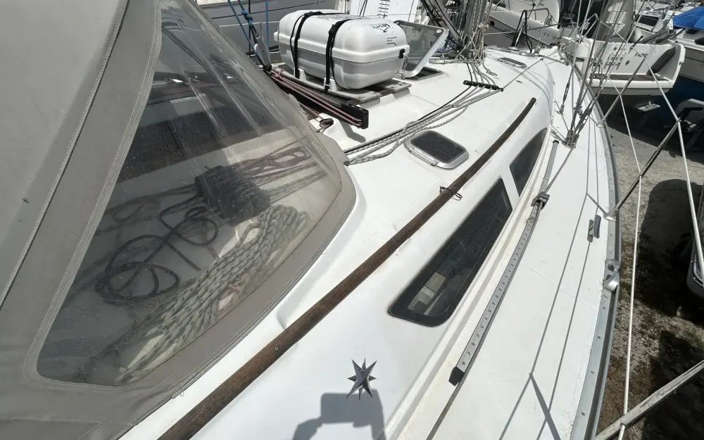 slider 12 Jeanneau Sun Odyssey 40