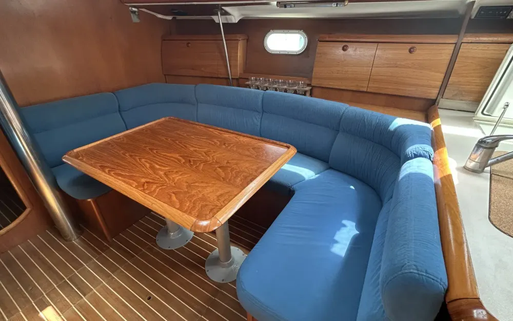 slider 3 Jeanneau Sun Odyssey 40