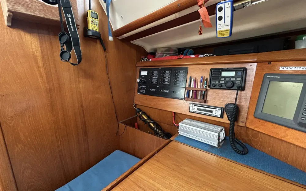 slider 6 Jeanneau Sun Odyssey 40