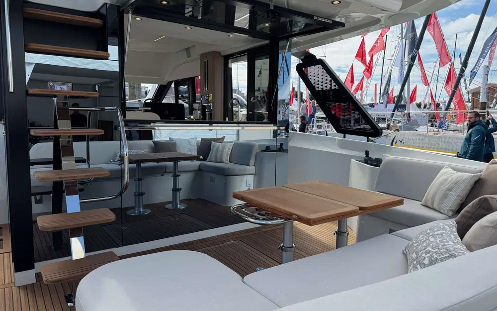 slider 3 Prestige Yachts F4.3