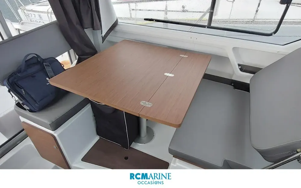 slider 2 Beneteau Antares 8 OB V2