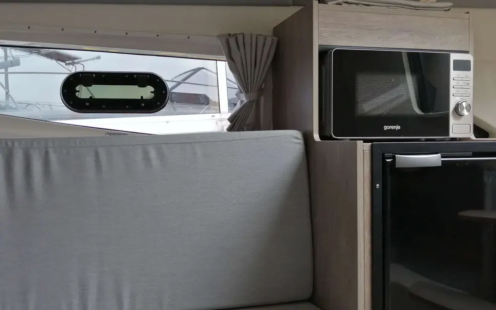 slider 13 Quicksilver Activ 875 Sundeck