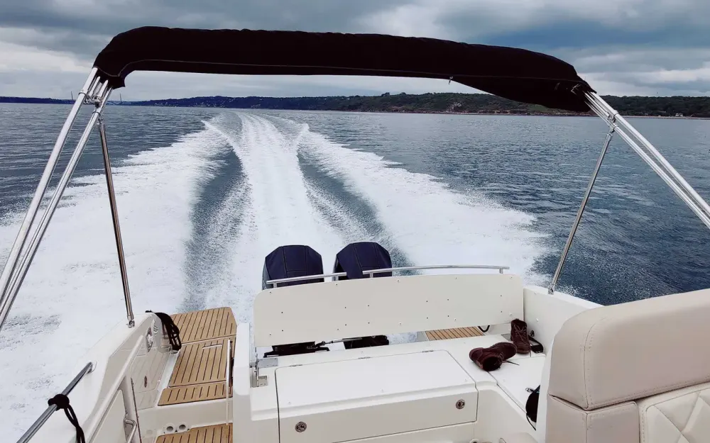 slider 4 Quicksilver Activ 875 Sundeck