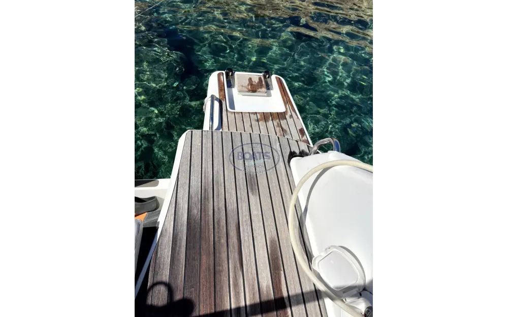 slider 6 Jeanneau Cap Camarat 8.5 WA