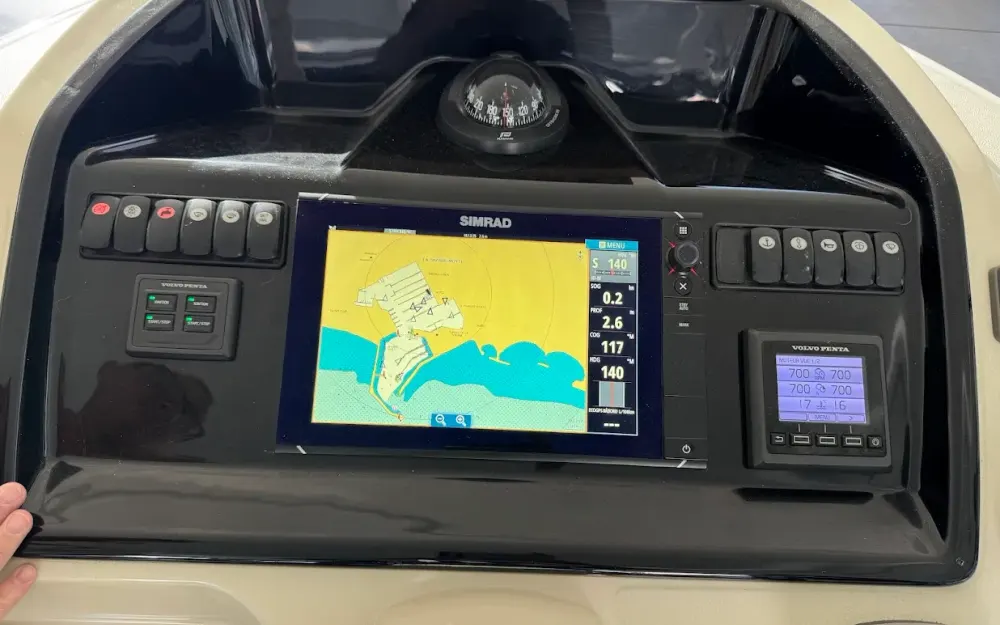 slider 23 Beneteau Gran Turismo 40
