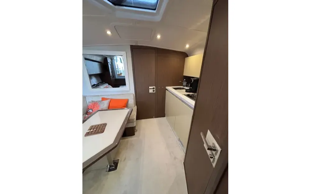 slider 5 Beneteau Gran Turismo 40