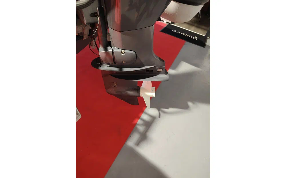 slider 10 Capelli Tempest 505