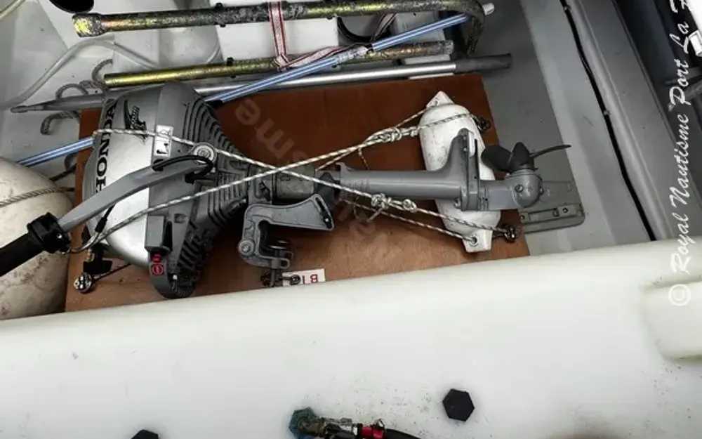slider 4 Beneteau Antares 8 S