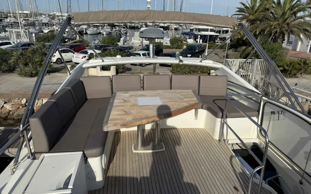 slider 15 Jeanneau Prestige 560