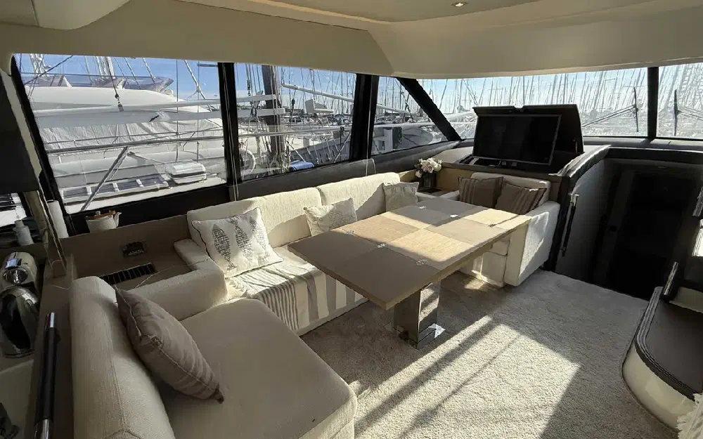 slider 21 Jeanneau Prestige 560