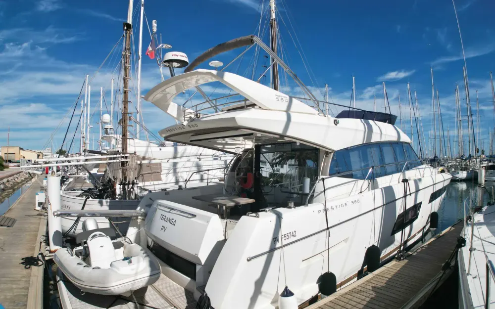 slider 2 Jeanneau Prestige 560