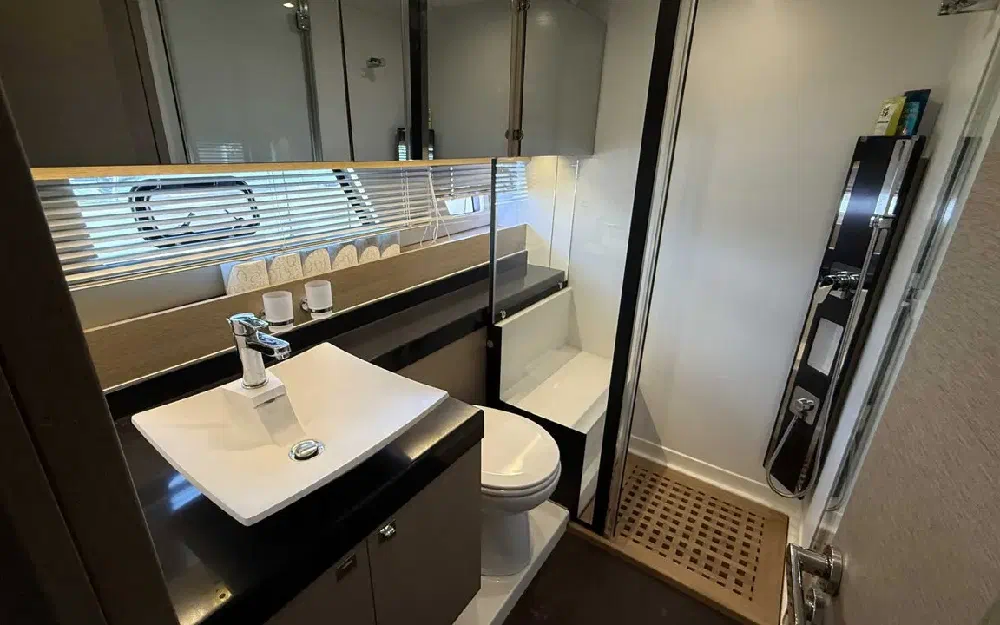 slider 37 Jeanneau Prestige 560