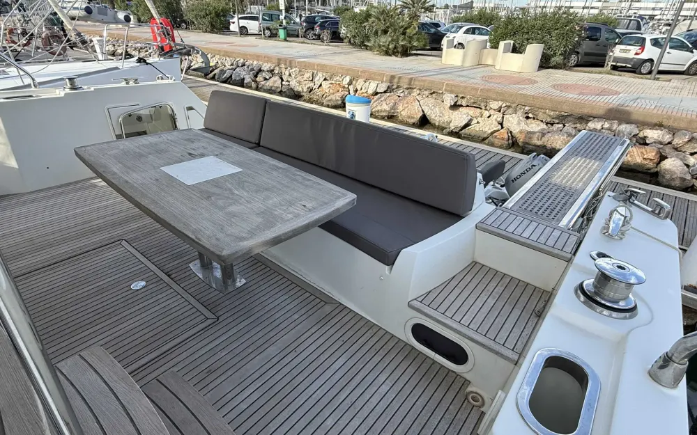 slider 7 Jeanneau Prestige 560