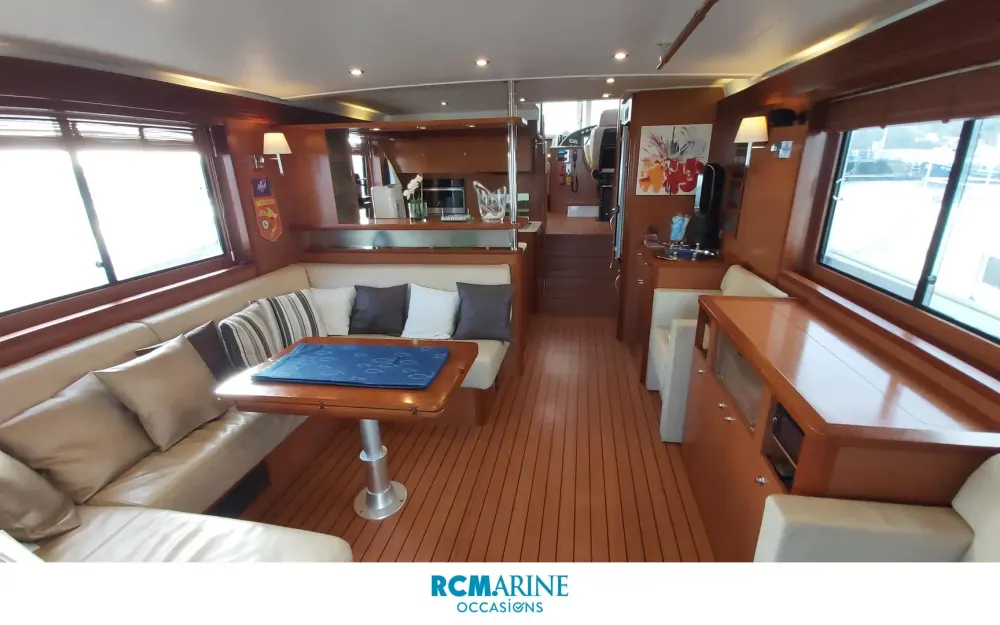 slider 19 Beneteau Swift Trawler 52