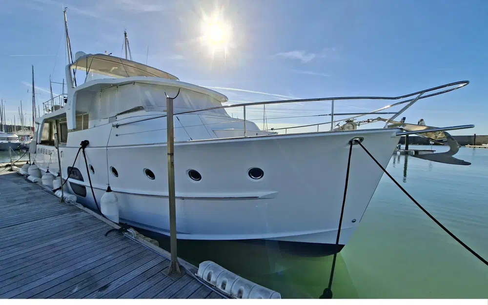 slider 36 Beneteau Swift Trawler 52