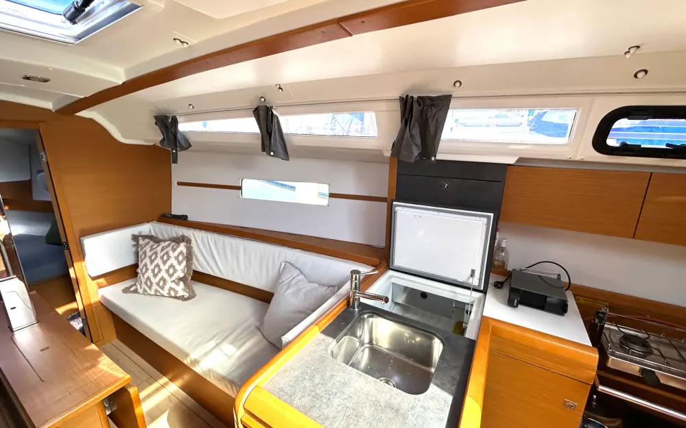 slider 3 Jeanneau Sun Odyssey 349