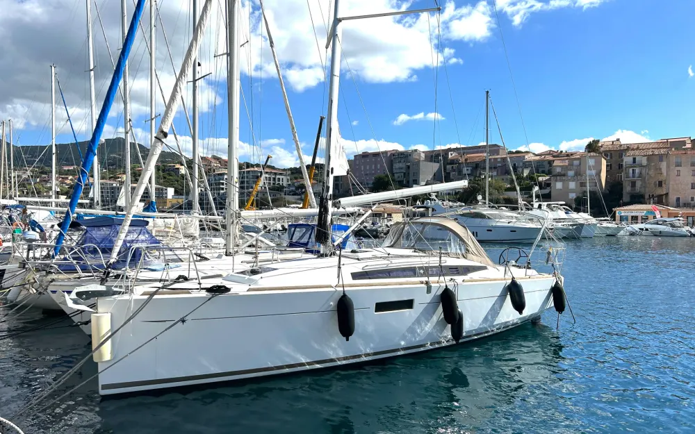 slider 0 Jeanneau Sun Odyssey 349