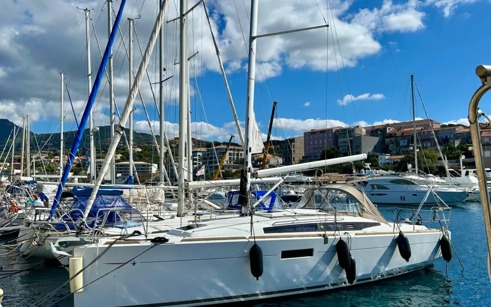slider 35 Jeanneau Sun Odyssey 349