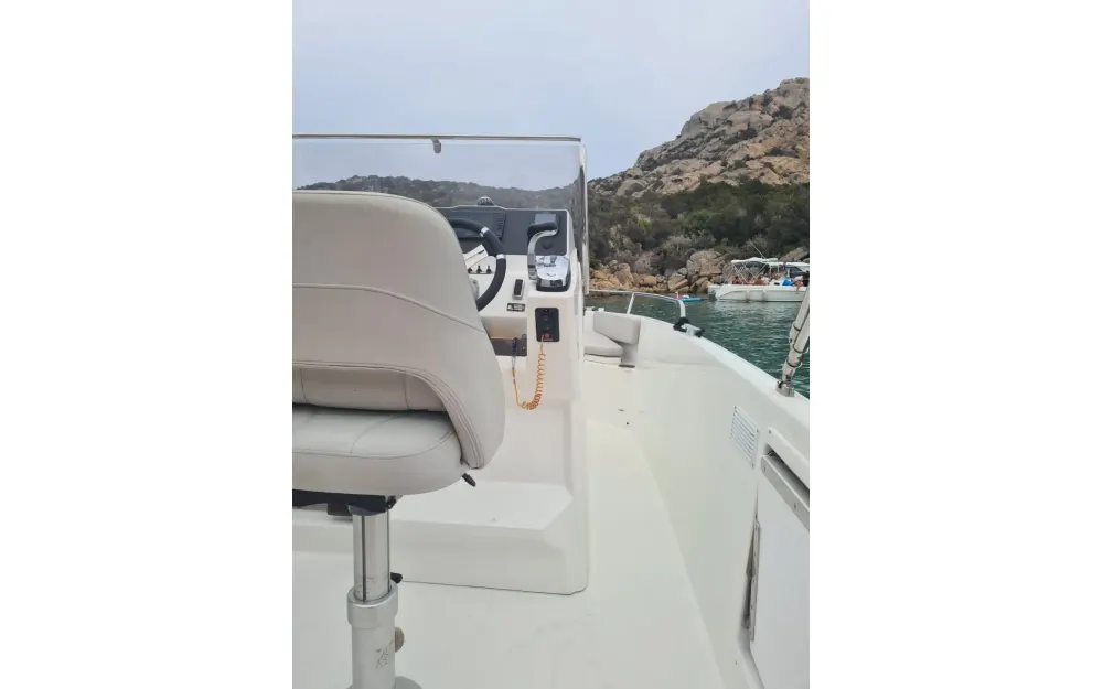 slider 5 Beneteau Flyer 7 SPACEdeck