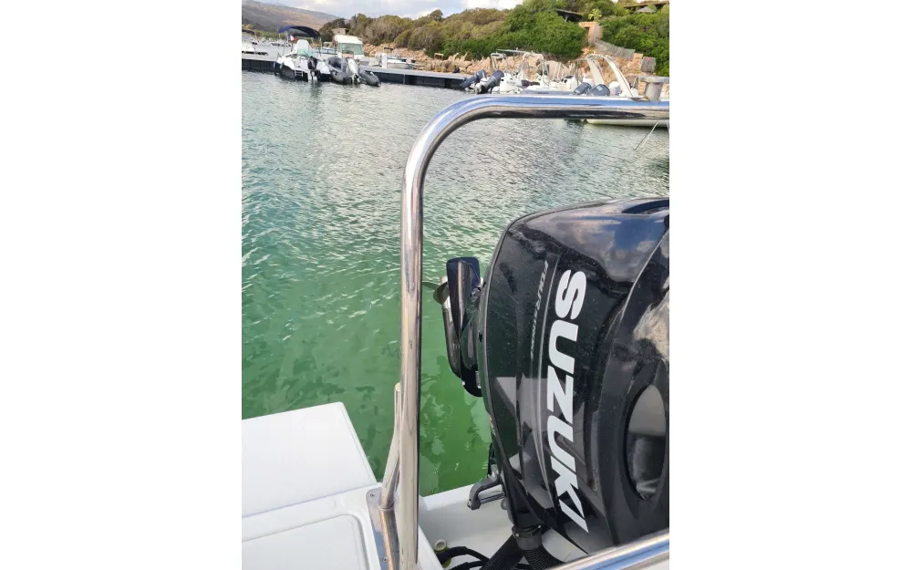 slider 9 Beneteau Flyer 7 SPACEdeck
