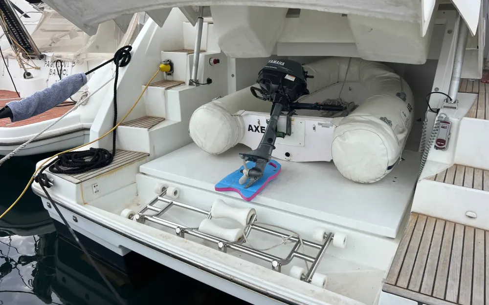 slider 18 Beneteau Monte Carlo 42