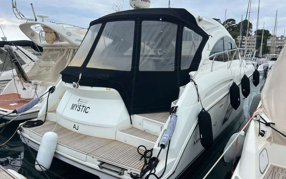 slider 19 Beneteau Monte Carlo 42