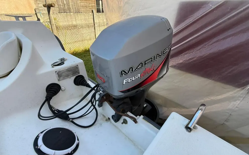 slider 23 Jeanneau Merry Fisher 580