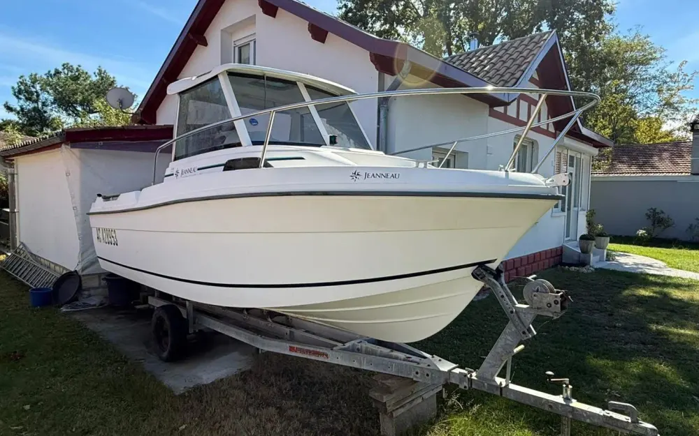 slider 0 Jeanneau Merry Fisher 580