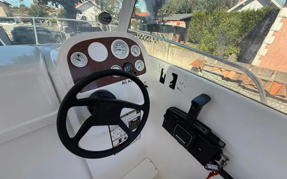 slider 14 Jeanneau Merry Fisher 580