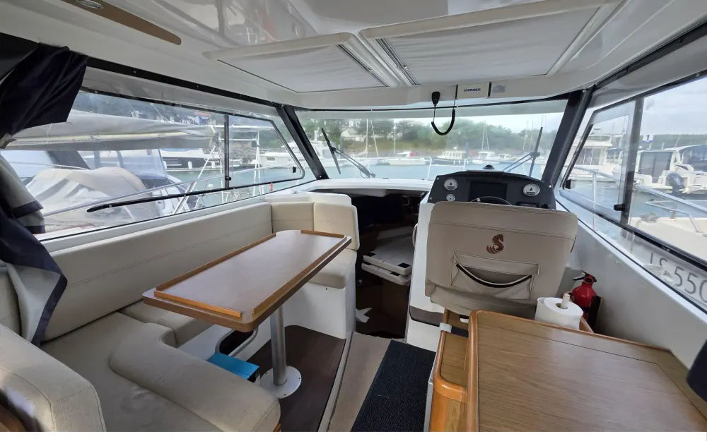 slider 11 Beneteau Antares 8.80