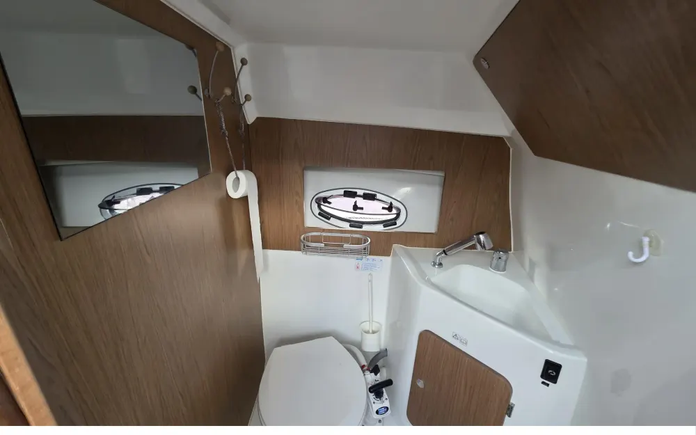 slider 7 Beneteau Antares 8.80