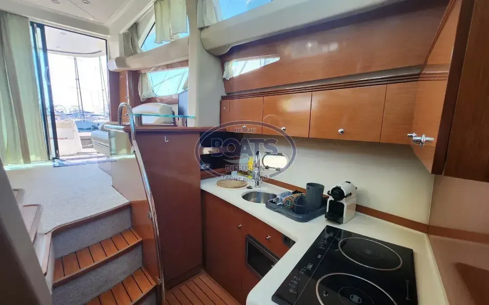 slider 10 Jeanneau Prestige 42 Fly
