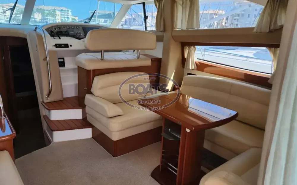 slider 5 Jeanneau Prestige 42 Fly