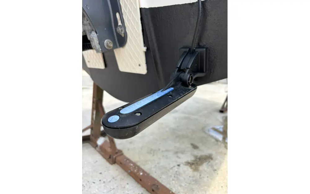 slider 24 Challenger J 17