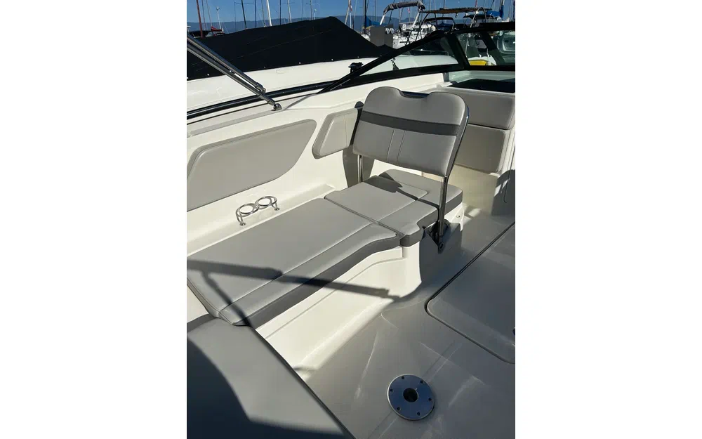 slider 7 Sea Ray 210 SPX OB