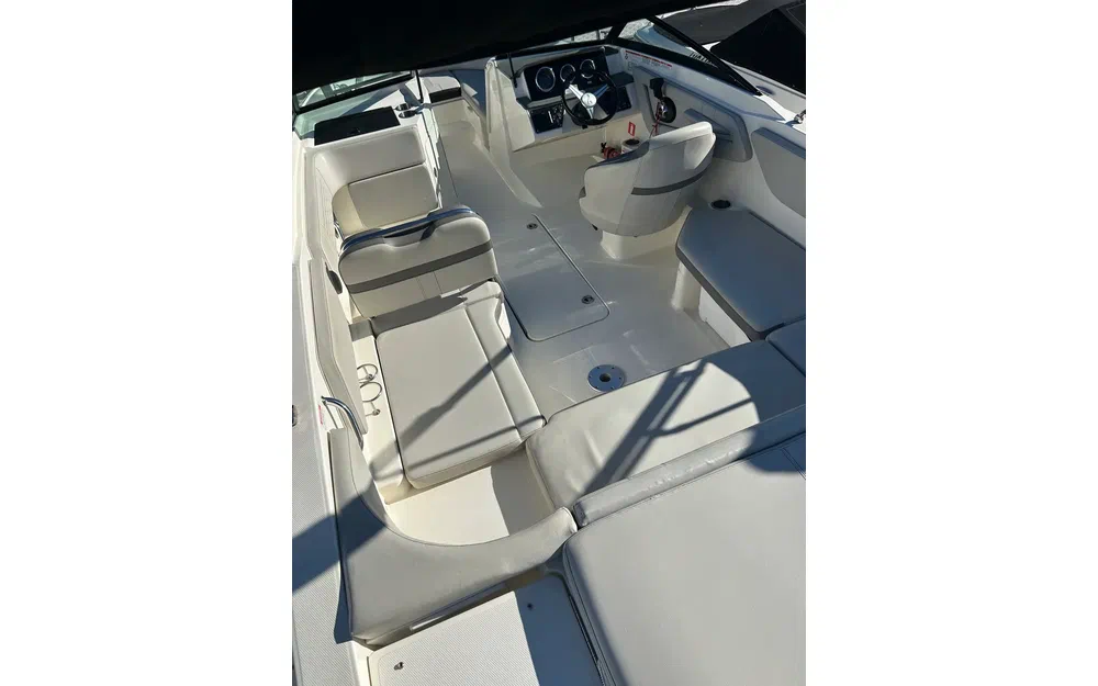slider 10 Sea Ray 210 SPX OB