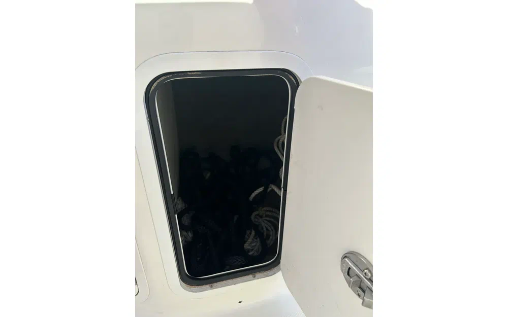 slider 15 Sea Ray 210 SPX OB