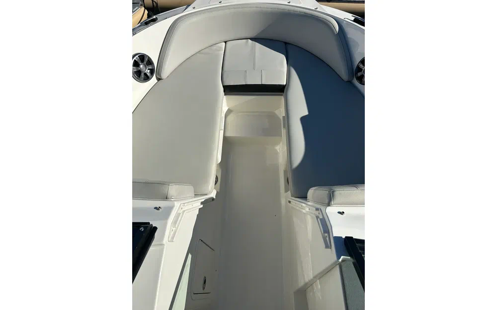 slider 3 Sea Ray 210 SPX OB