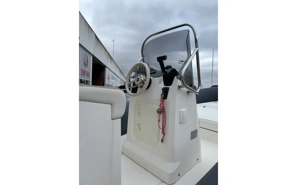 slider 11 Capelli Tempest 650 Luxe