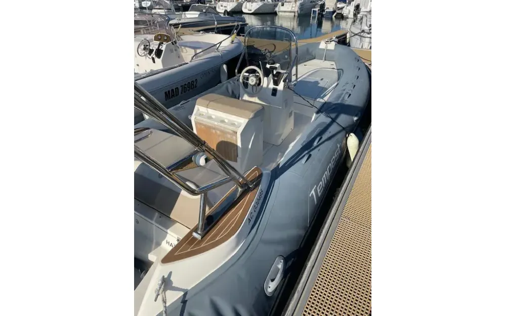 slider 2 Capelli Tempest 650Luxe